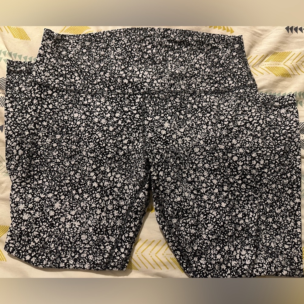 Lululemon 
Size 16 women